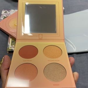 Hipdot Sun Goddess 4 Shade Face Palette